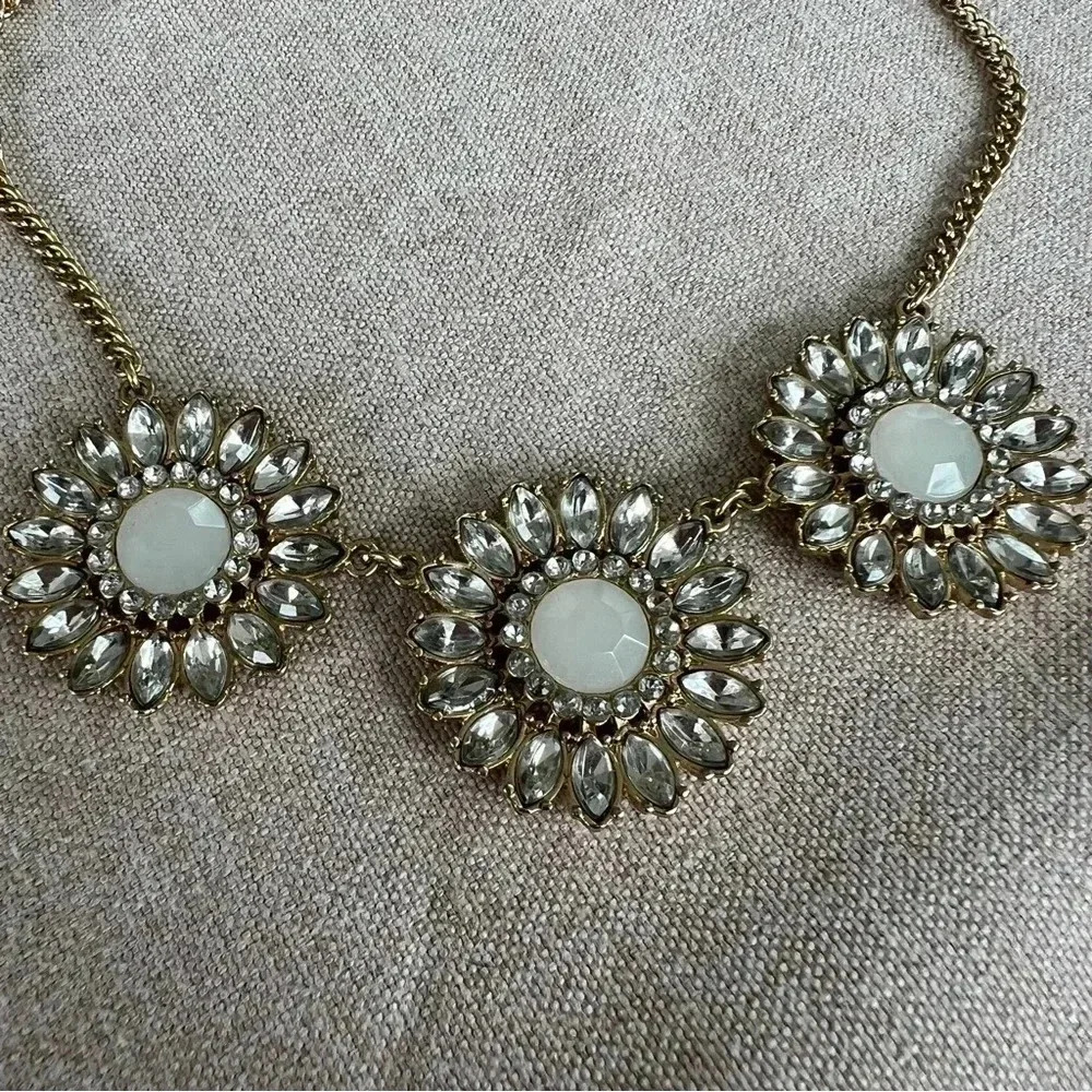 Gold statement necklace with jeweled medallions. - Picture 2 of 3